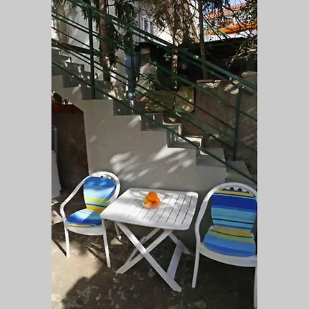 Ira Apartman *